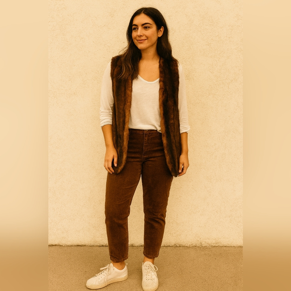 Boutique Forever 21 fur vest